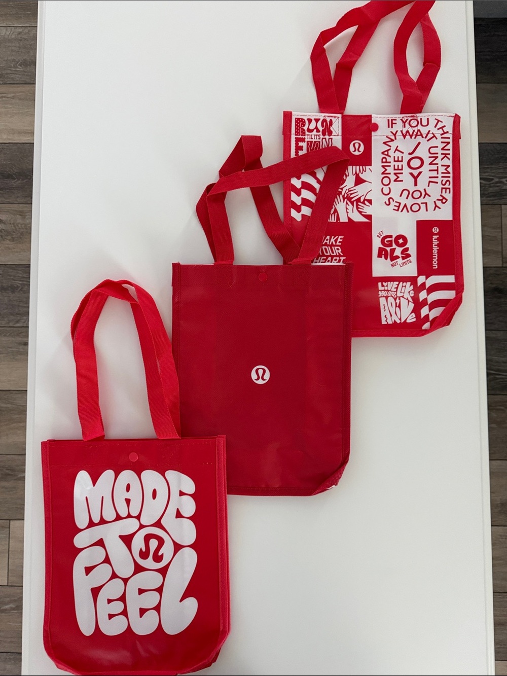 Lululemon - Set of 3 - Lululemon small size reusable tote bags - EUC